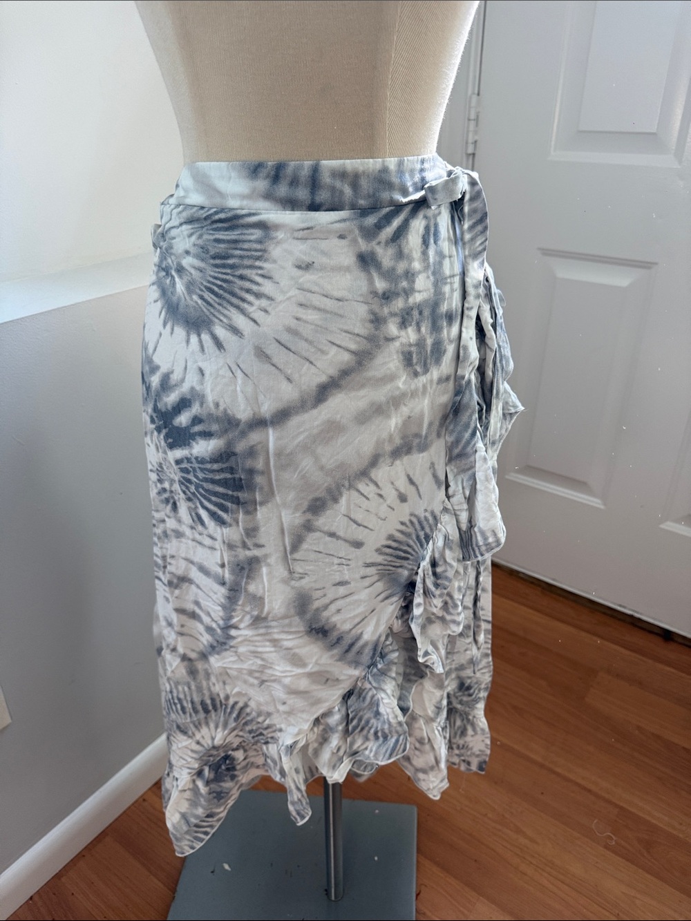 blue island Gray & White Tie-Dye Wrap Swim Coverup